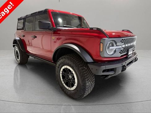 Used 2021 Ford Bronco Badlands w/ Sasquatch Package image 1