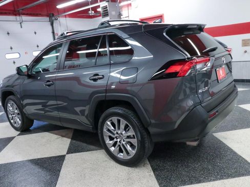 Used 2023 Toyota RAV4 XLE Premium FWD image 6