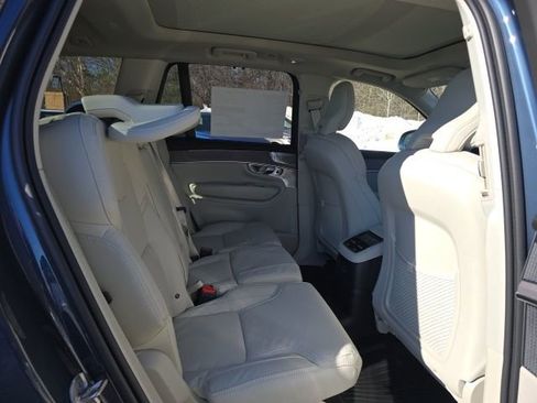 New 2026 Volvo XC90 T8 Ultra w/ Protection Package Premier image 16