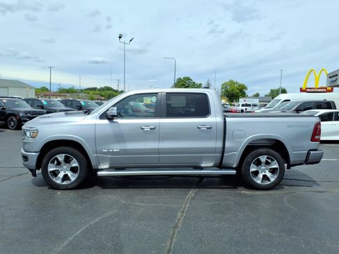 Used 2022 RAM 1500 Laramie w/ Sport Appearance Package AWD/4WD image 7
