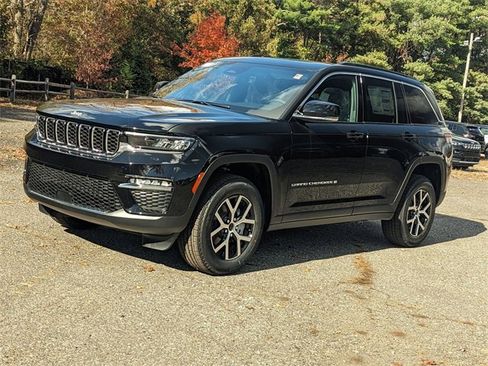 New 2025 Jeep Grand Cherokee Limited image 6