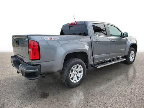 Used 2022 Chevrolet Colorado LT w/ LT Convenience Package image 4