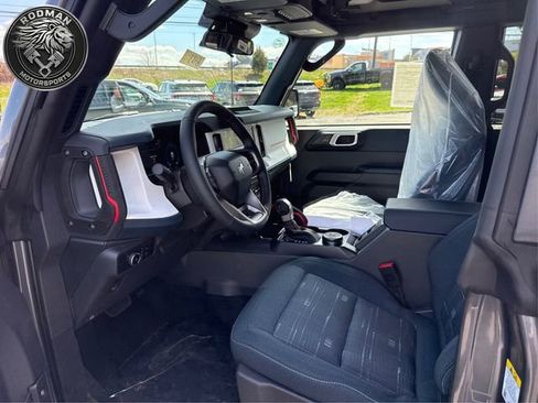 New 2026 Ford Bronco Heritage Edition AWD/4WD image 9