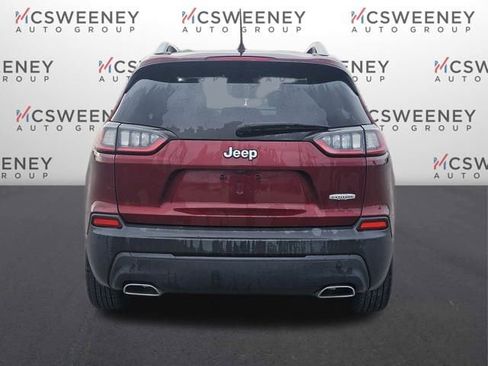 Used 2019 Jeep Cherokee Latitude w/ Popular Appearance Group image 4
