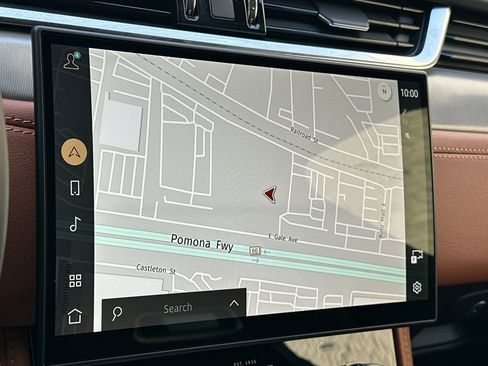 Used 2025 Jaguar F-PACE R-Dynamic S image 22