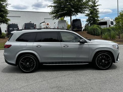 Certified 2024 Mercedes-Benz GLS 580 4MATIC image 9