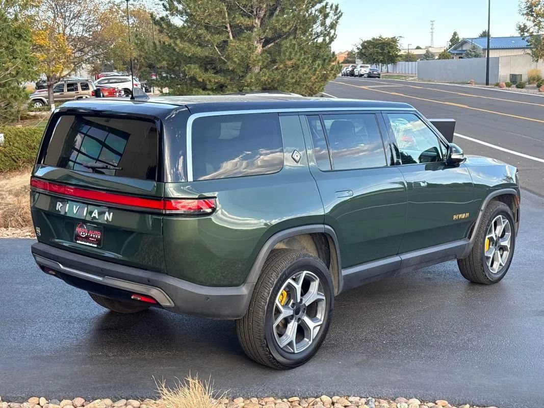 Used 2023 Rivian R1S Adventure Quad AWD/4WD image 12