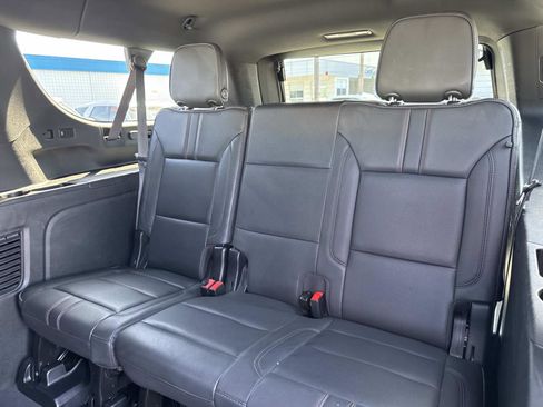 Used 2024 Chevrolet Suburban RST RWD image 26