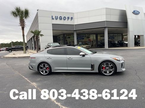 Used 2020 Kia Stinger GT2 image 2