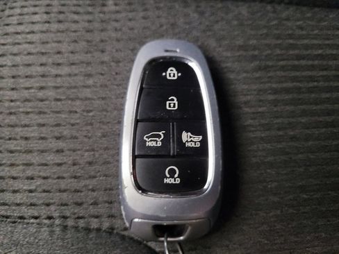 Used 2023 Hyundai Santa Fe SEL FWD image 32