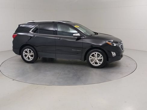 Used 2019 Chevrolet Equinox Premier FWD image 11
