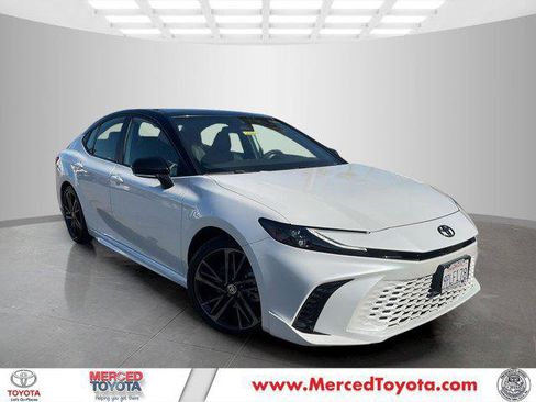 Certified 2025 Toyota Camry XSE image 1