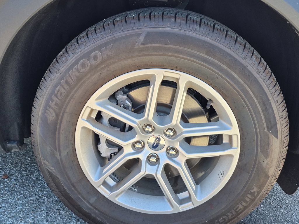 New 2026 Ford Explorer Active w/ Active Comfort Package RWD image 12