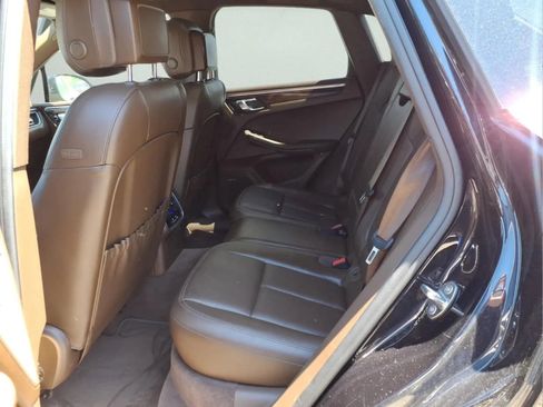 Used 2017 Porsche Macan S AWD/4WD image 10