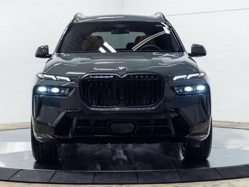 Used 2026 BMW X7 xDrive40i w/ M Sport Package AWD/4WD image 7