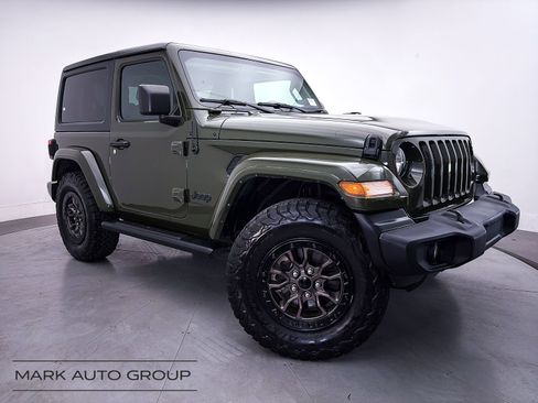 Used 2022 Jeep Wrangler Sport AWD/4WD image 1