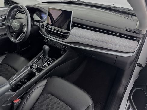 Used 2022 Jeep Compass Latitude w/ Convenience Group image 27