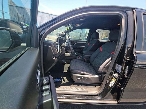 Certified 2025 Chevrolet Colorado Z71 AWD/4WD image 88