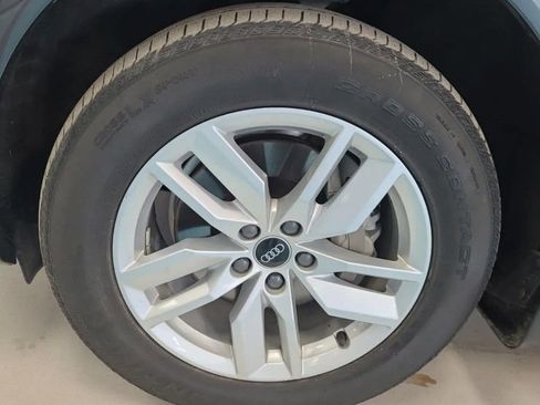 Used 2022 Audi Q5 2.0T Premium w/ Convenience Package image 27