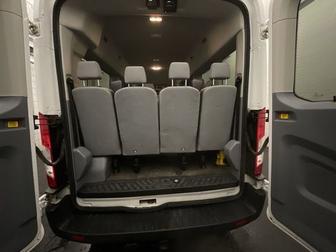 Used 2019 Ford Transit 350 XL image 16