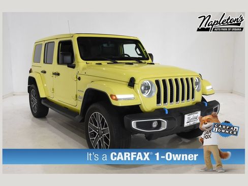Used 2023 Jeep Wrangler Unlimited Sahara w/ Cold Weather Group AWD/4WD image 1