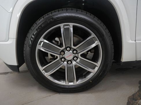 Used 2018 GMC Acadia Denali w/ Technology Package image 24