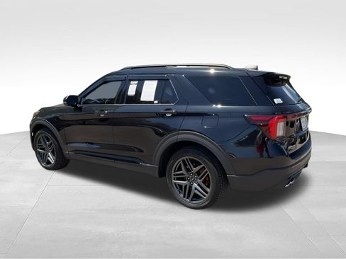 Used 2025 Ford Explorer ST w/ Sun And Sound Package AWD/4WD image 6