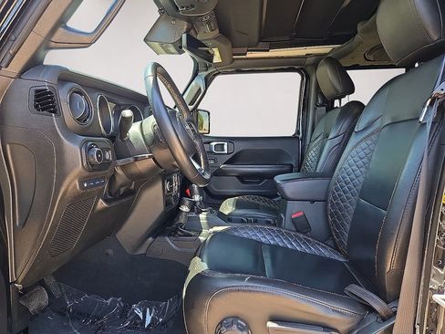 Used 2023 Jeep Wrangler Unlimited Sahara AWD/4WD image 22
