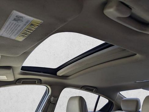 Used 2016 Acura ILX w/ Technology Plus Package image 17