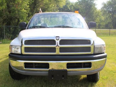 Used 2001 Dodge Ram 2500 Truck 2WD Regular Cab image 11