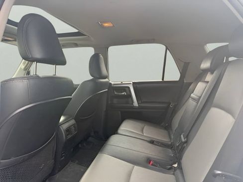 Used 2016 Toyota 4Runner SR5 Premium AWD/4WD image 12