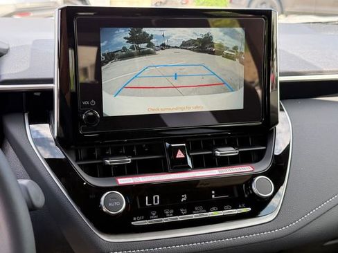 Used 2026 Toyota Corolla SE FWD image 16