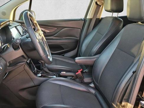 Used 2018 Buick Encore Preferred image 14