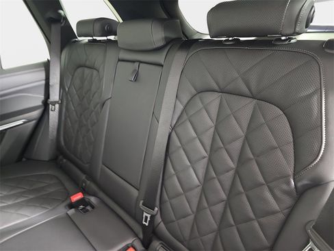 New 2026 BMW X5 xDrive40i w/ M Sport Package image 14