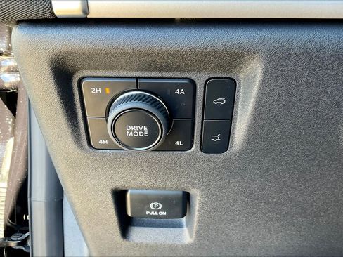 New 2025 Ford Expedition Max Active image 19