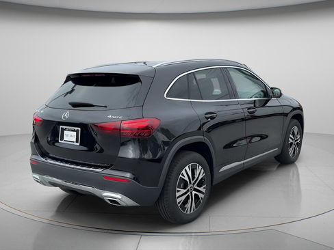 New 2026 Mercedes-Benz GLA 250 4MATIC image 10