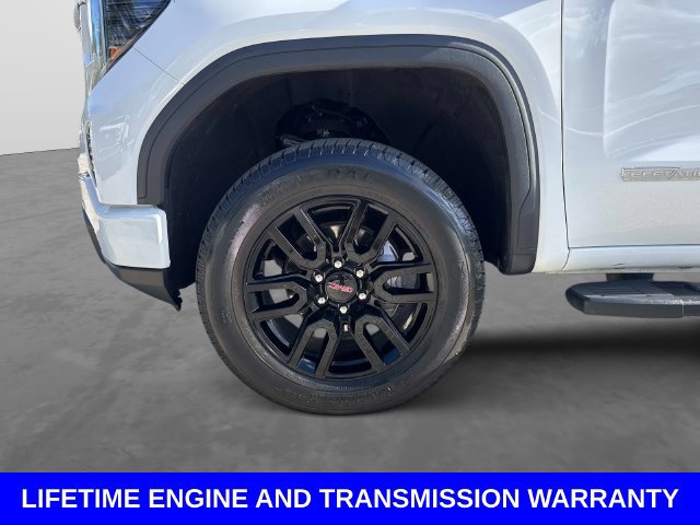 Used 2025 GMC Sierra 1500 Elevation w/ Elevation Premium Package AWD/4WD image 11