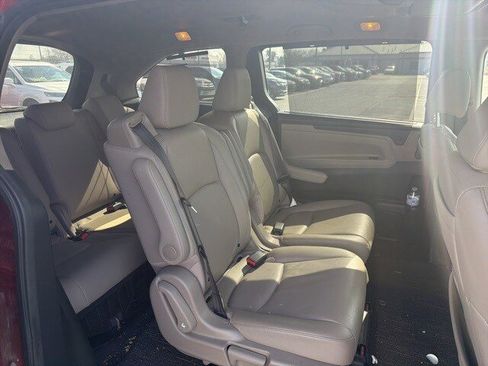 Used 2022 Honda Odyssey Touring image 13