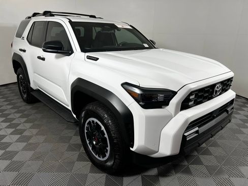 Certified 2025 Toyota 4Runner TRD Off-Road image 3