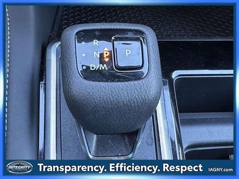 Certified 2024 Nissan Pathfinder SV image 27