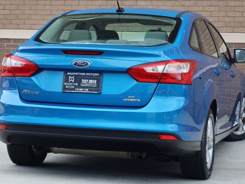 Used 2014 Ford Focus SE FWD image 11