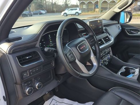 Certified 2024 GMC Yukon SLT image 10