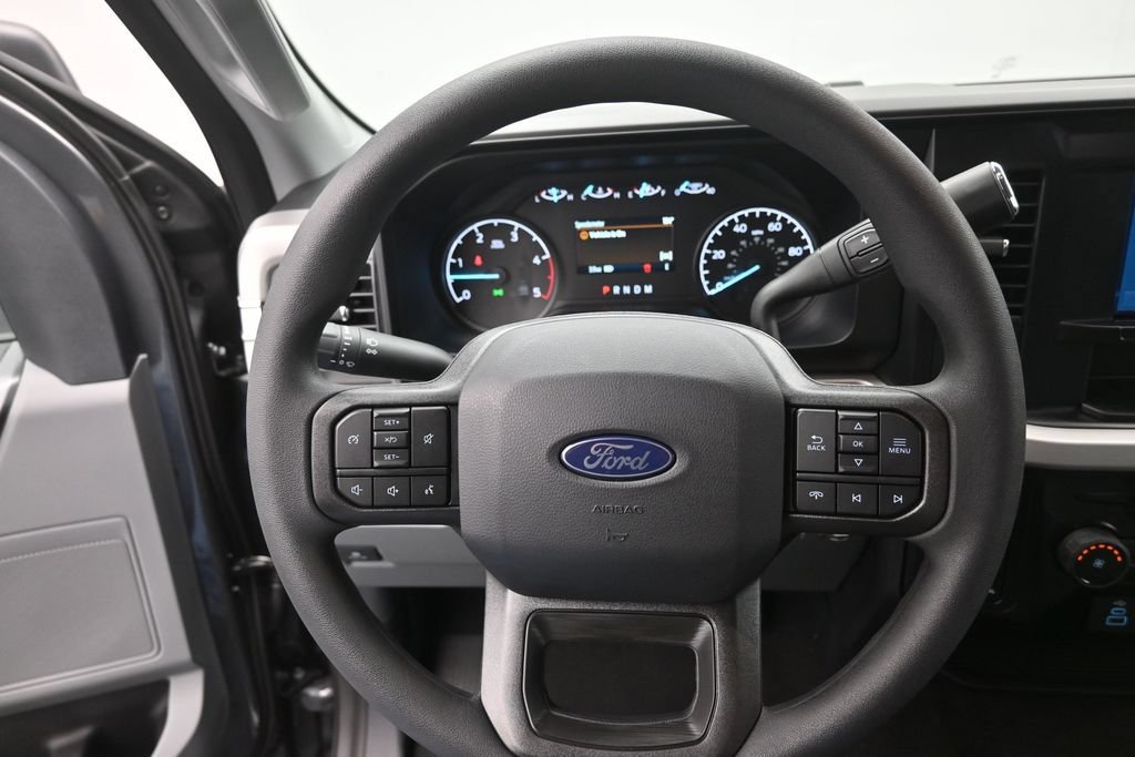 New 2027 Ford F250 XL w/ Tremor Off-Road Package AWD/4WD image 3