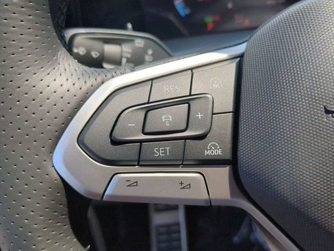 New 2026 Volkswagen Tiguan SE R-Line FWD image 28