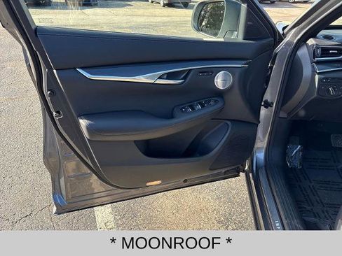 Certified 2025 INFINITI QX50 Sport image 10