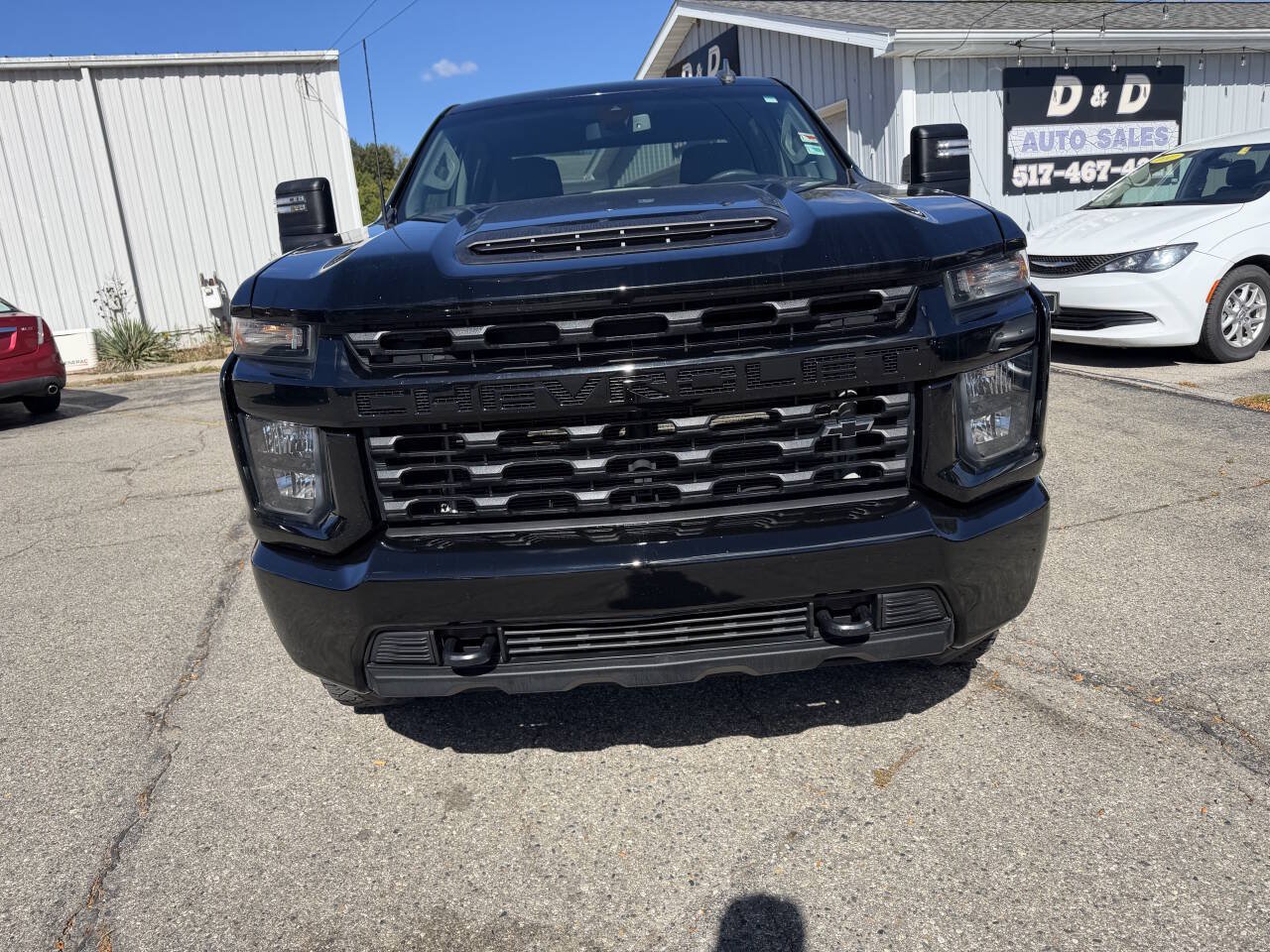 Used 2021 Chevrolet Silverado 2500 Custom w/ Custom Value Package AWD/4WD image 3