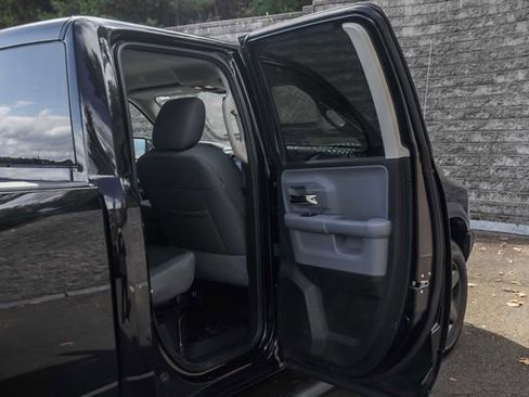 Used 2020 RAM 1500 Classic Warlock w/ Luxury Group AWD/4WD image 18