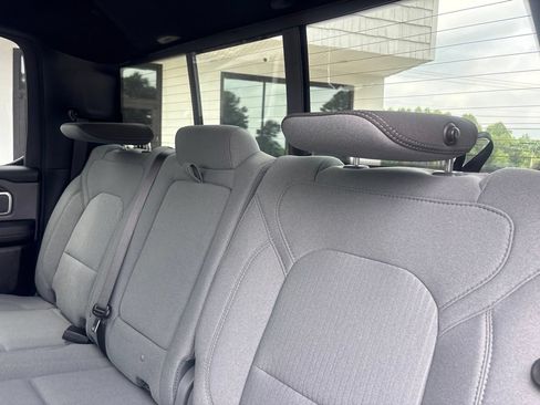 Used 2023 RAM 1500 Big Horn AWD/4WD image 5