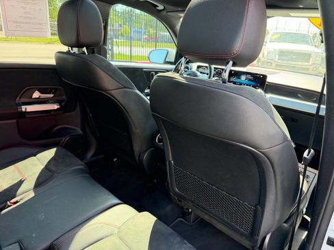 Used 2021 Mercedes-Benz GLB 250 4MATIC w/ AMG Line image 24