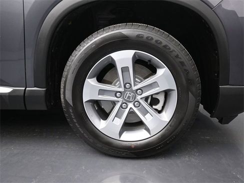 Used 2025 Honda Pilot EX-L image 45